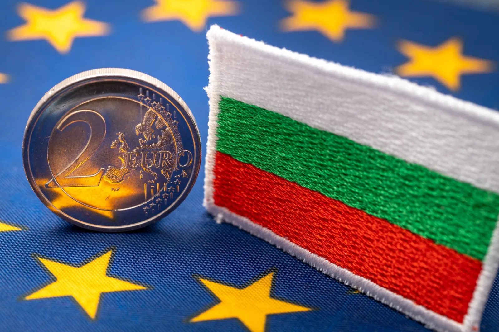 Bulgaria a trecut la euro. Ce faci dacă mai ai leva și până când o poți schimba